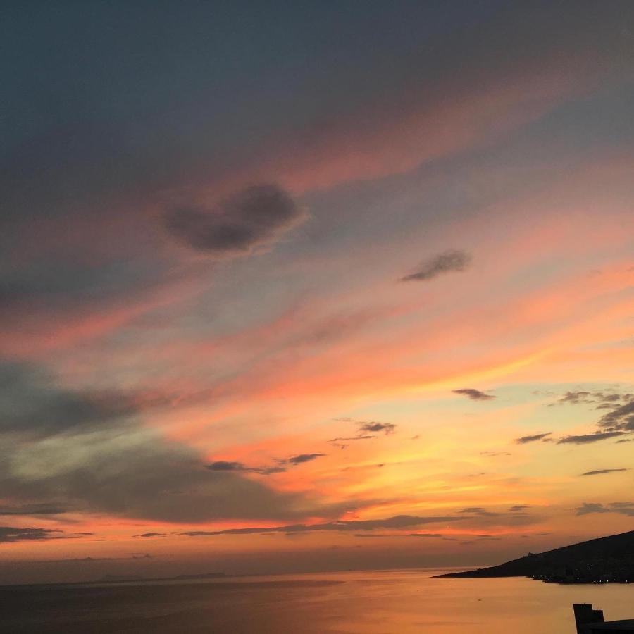 Bluemoon Suites Saranda Dış mekan fotoğraf