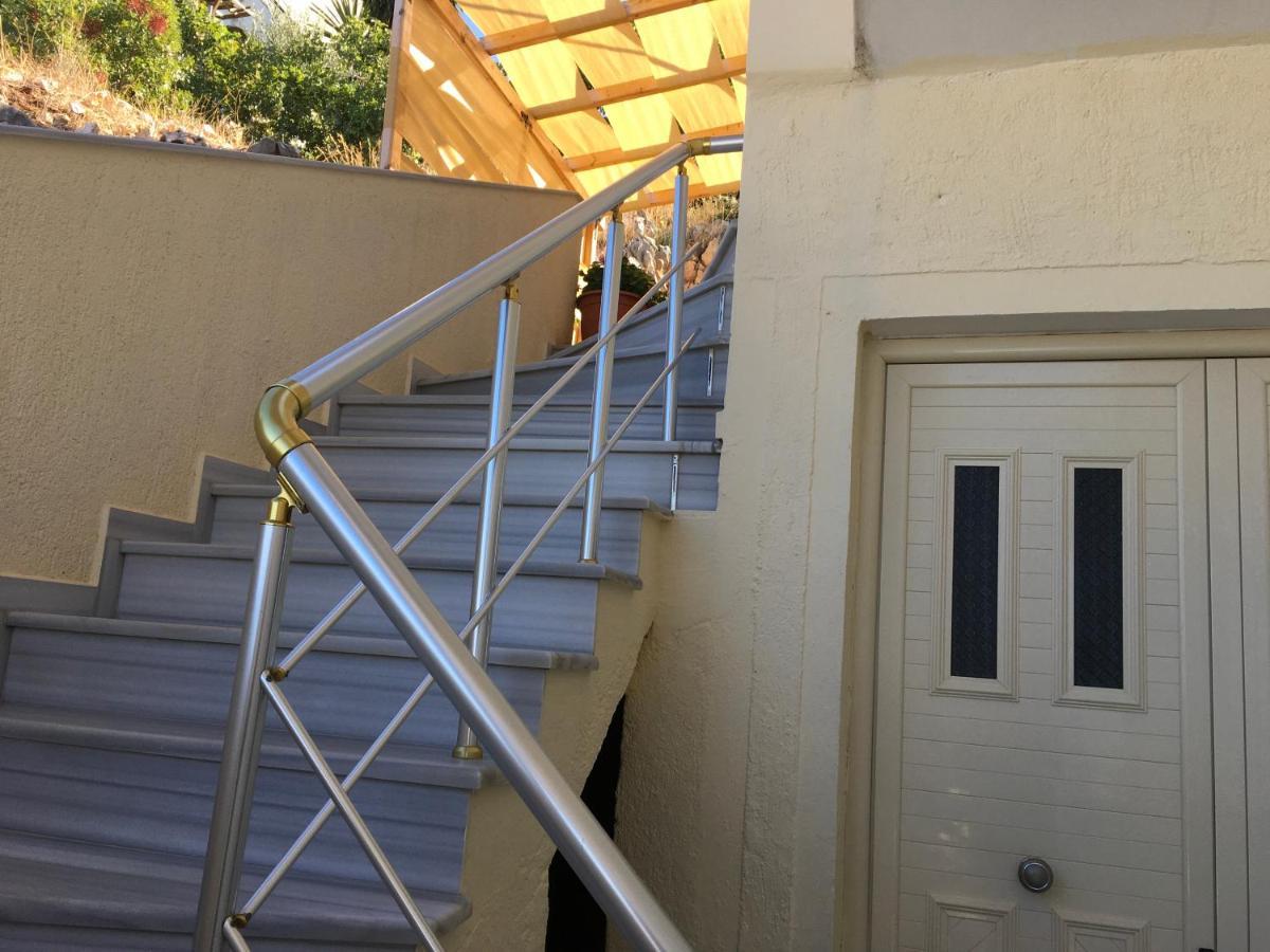 Bluemoon Suites Saranda Dış mekan fotoğraf