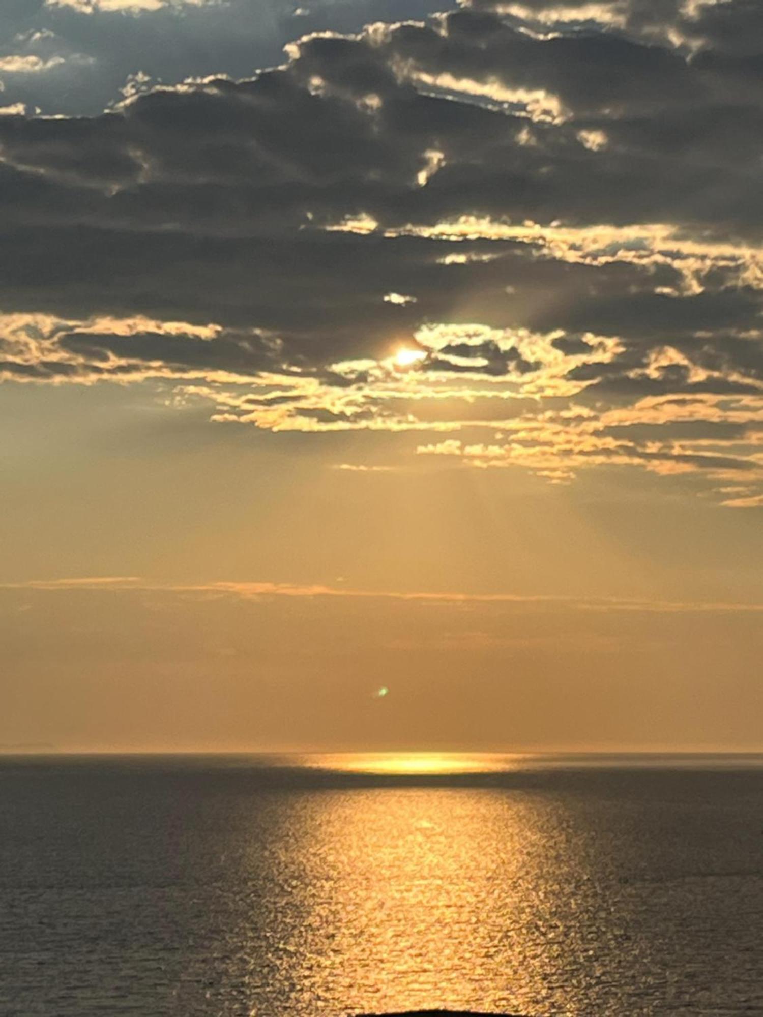 Bluemoon Suites Saranda Dış mekan fotoğraf