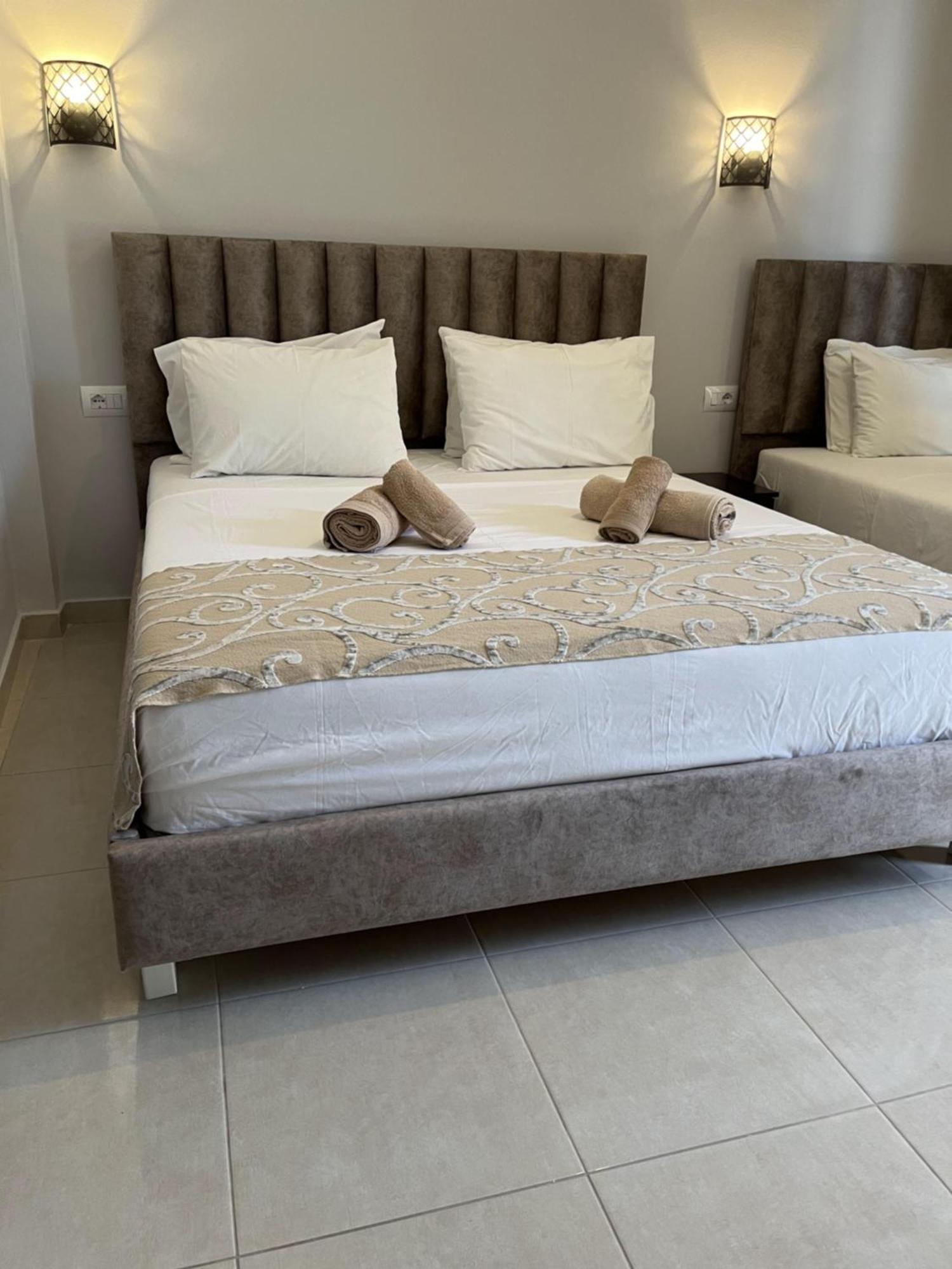 Bluemoon Suites Saranda Dış mekan fotoğraf