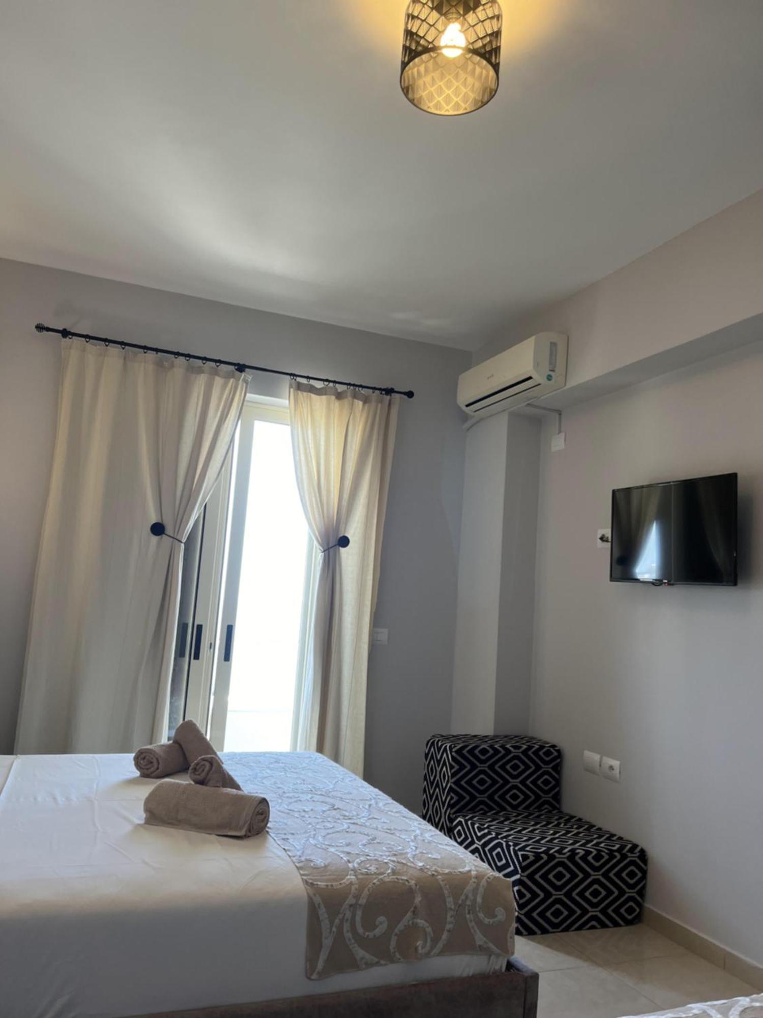 Bluemoon Suites Saranda Dış mekan fotoğraf