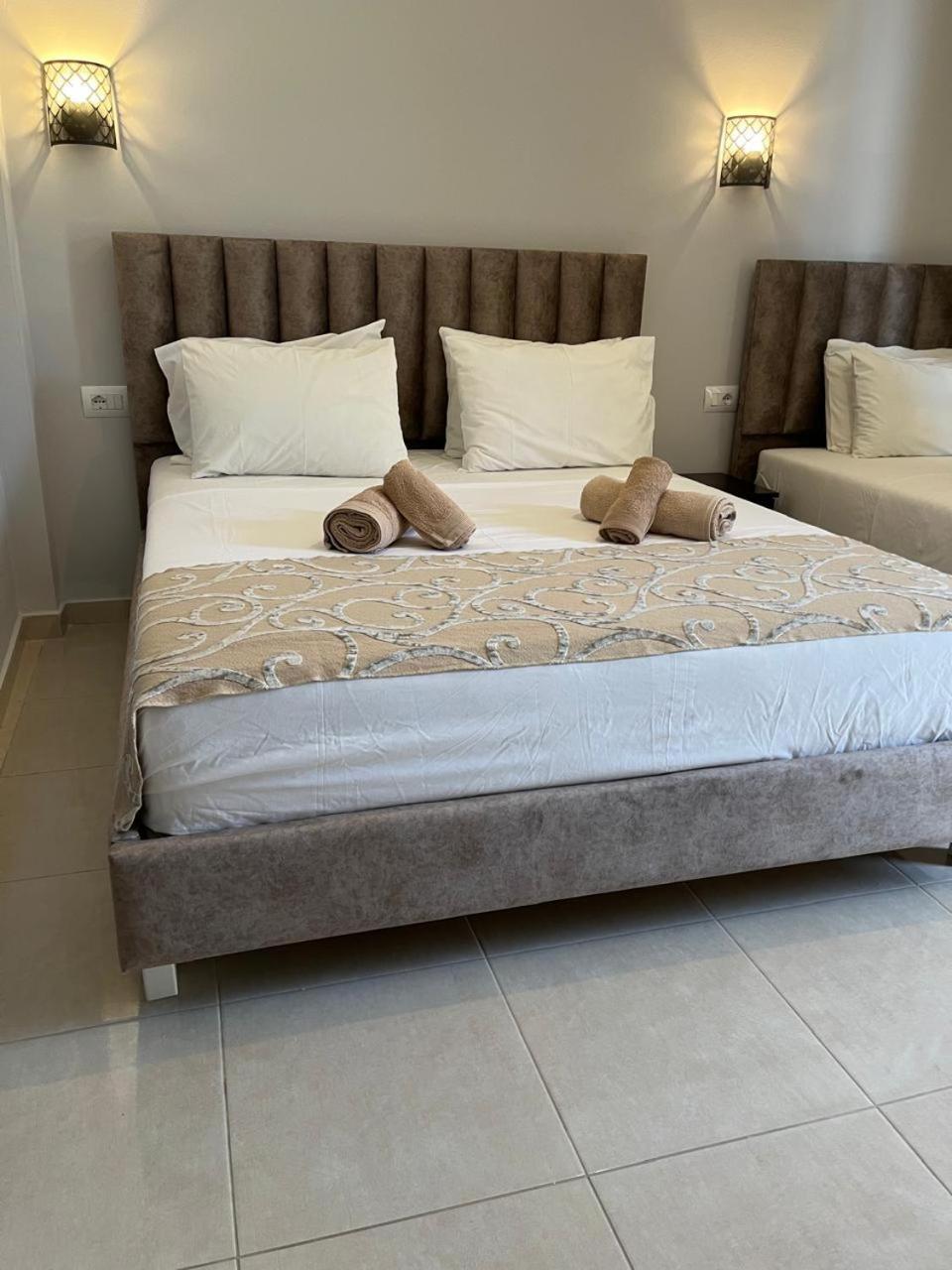 Bluemoon Suites Saranda Dış mekan fotoğraf