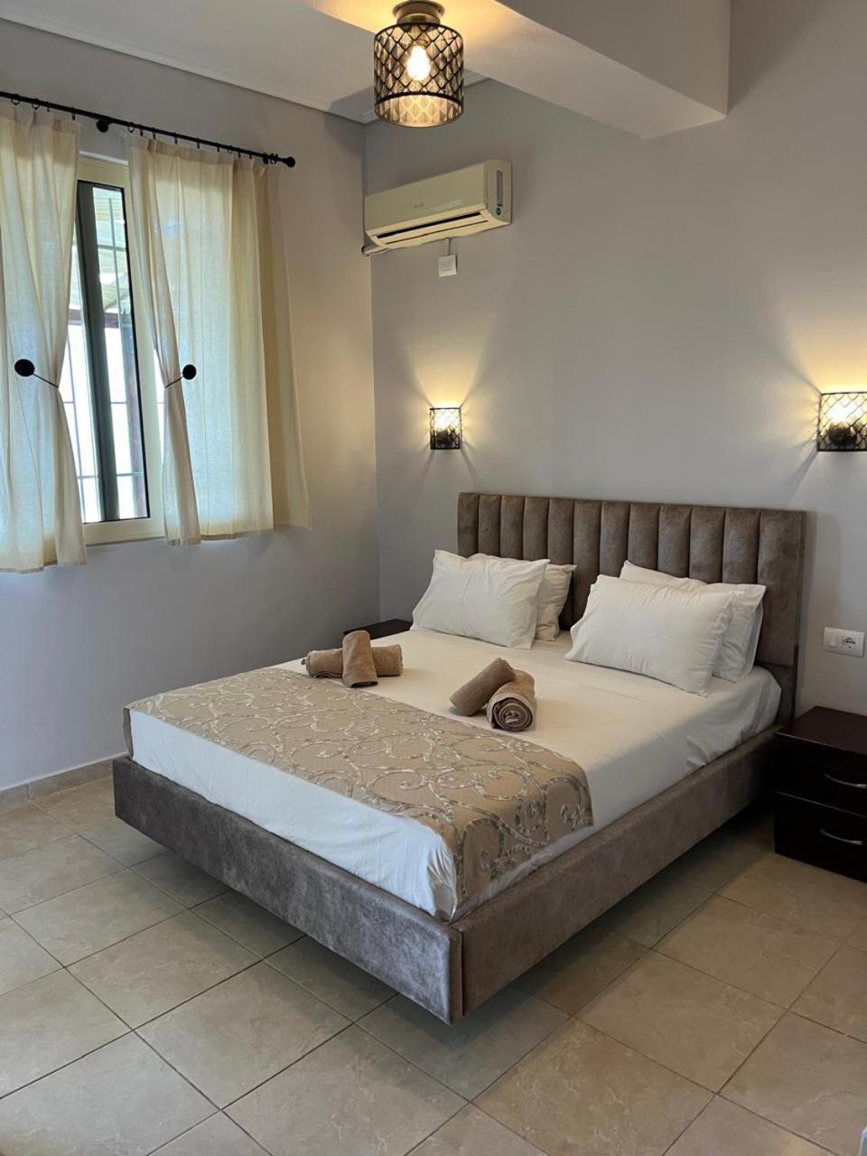 Bluemoon Suites Saranda Dış mekan fotoğraf